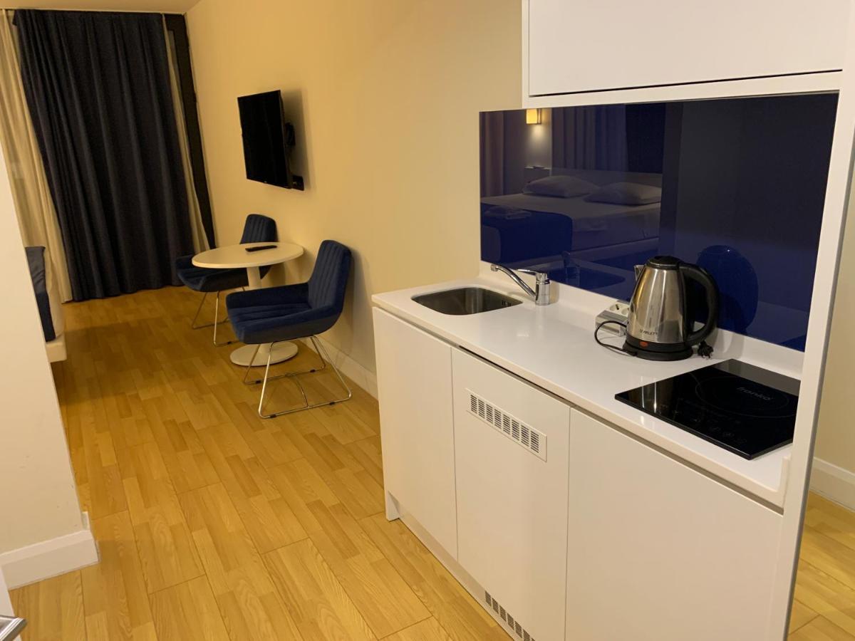 Vip Aparthotel Orbi City Sea View バトゥーミ エクステリア 写真