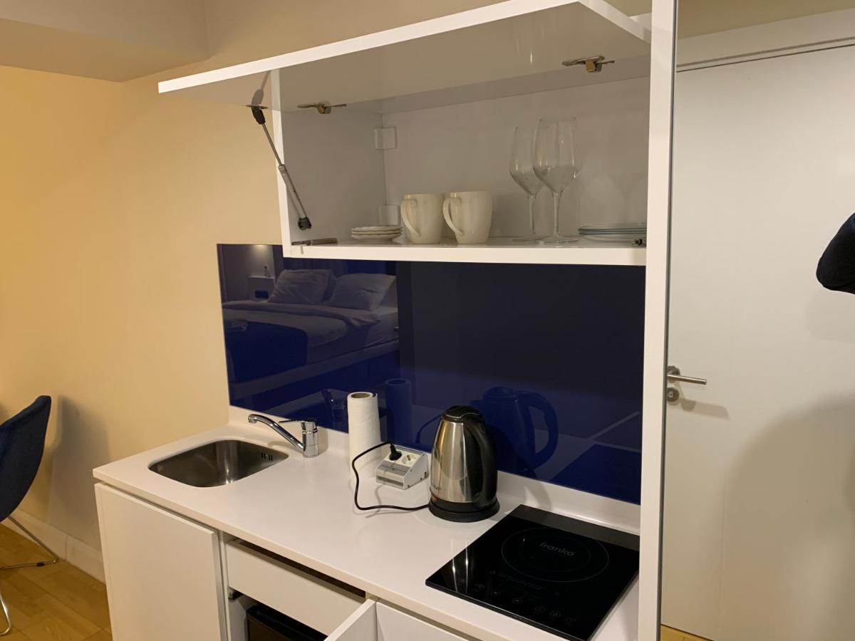 Vip Aparthotel Orbi City Sea View バトゥーミ エクステリア 写真
