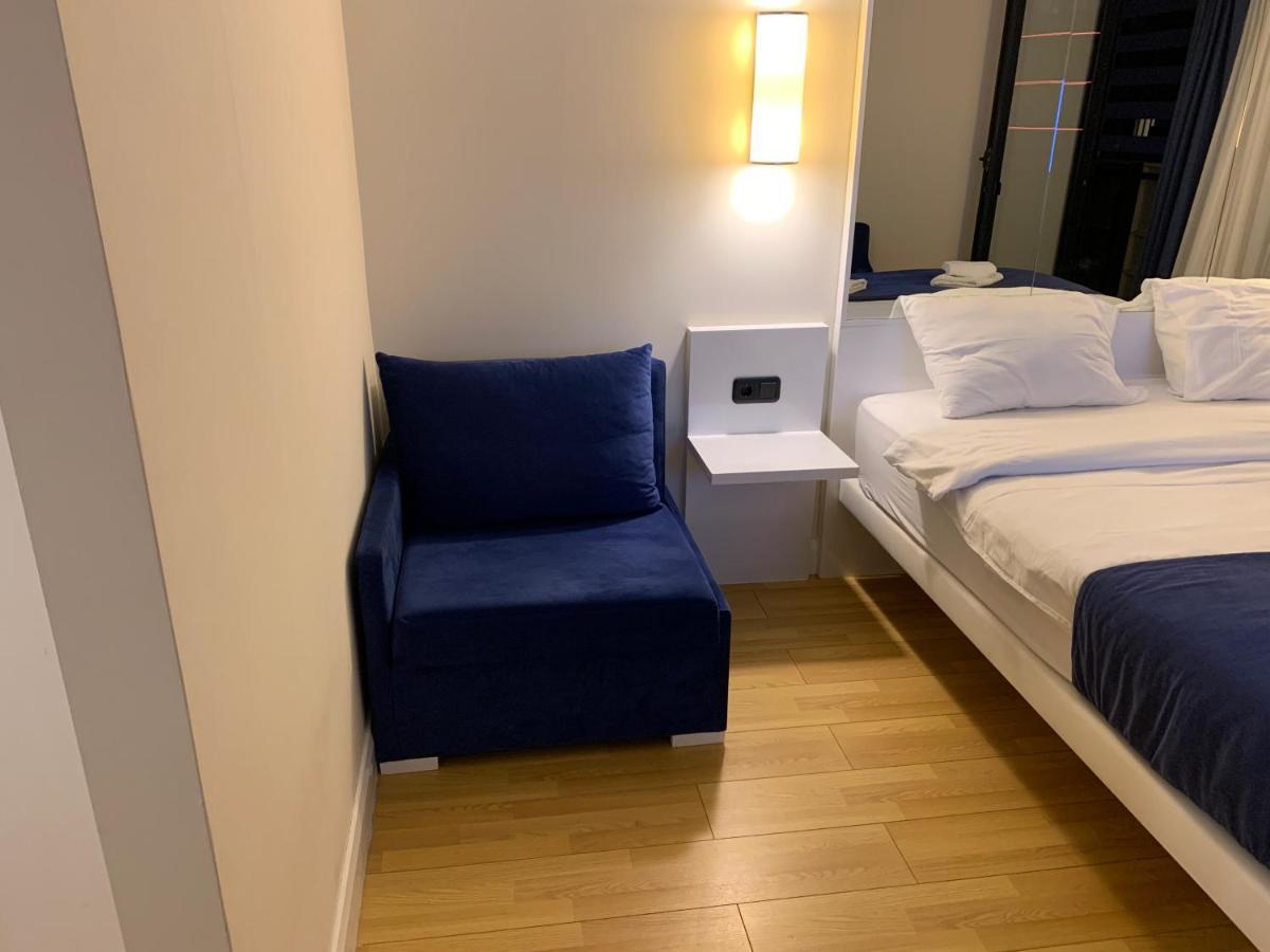 Vip Aparthotel Orbi City Sea View バトゥーミ エクステリア 写真
