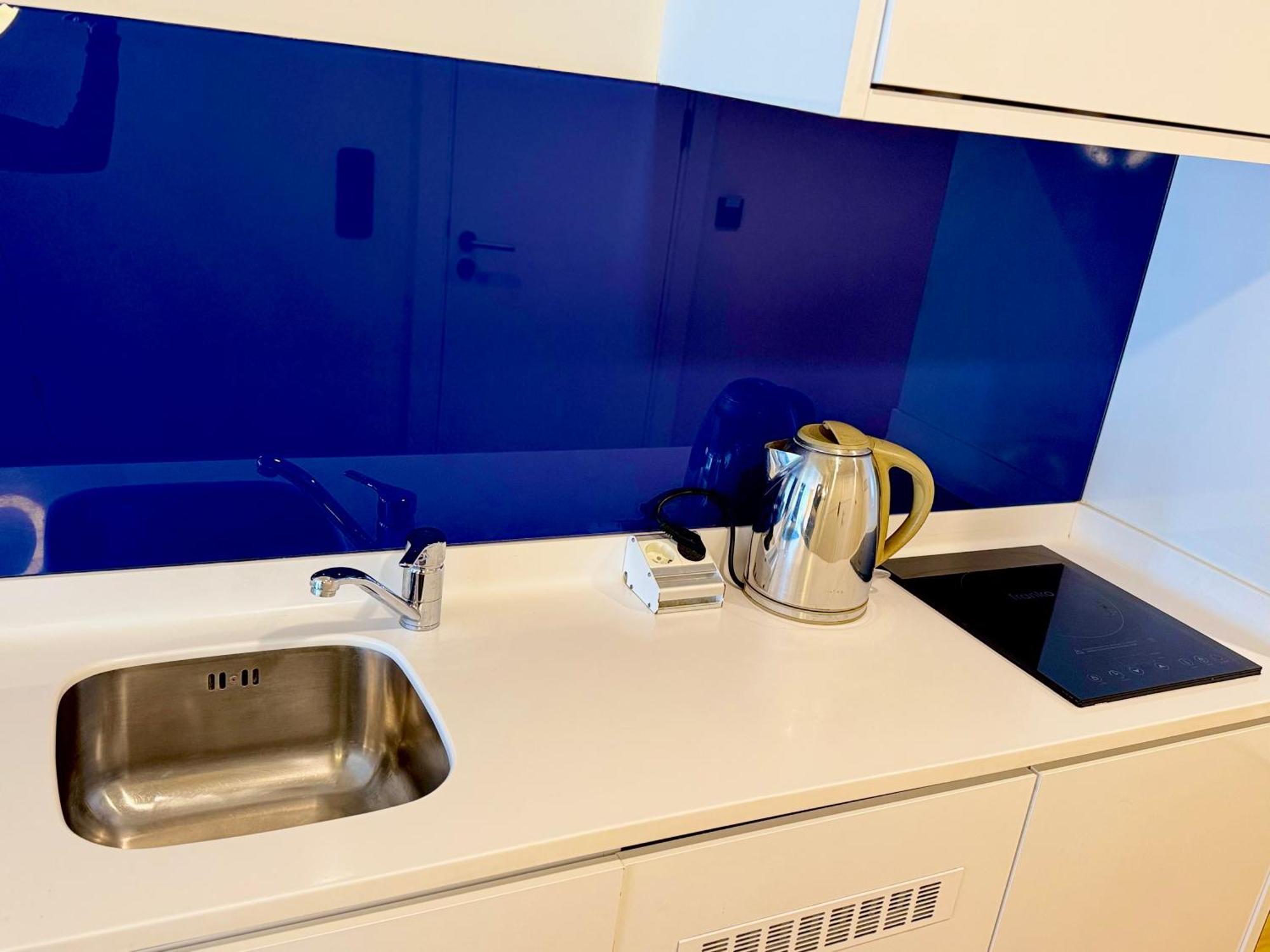 Vip Aparthotel Orbi City Sea View バトゥーミ エクステリア 写真