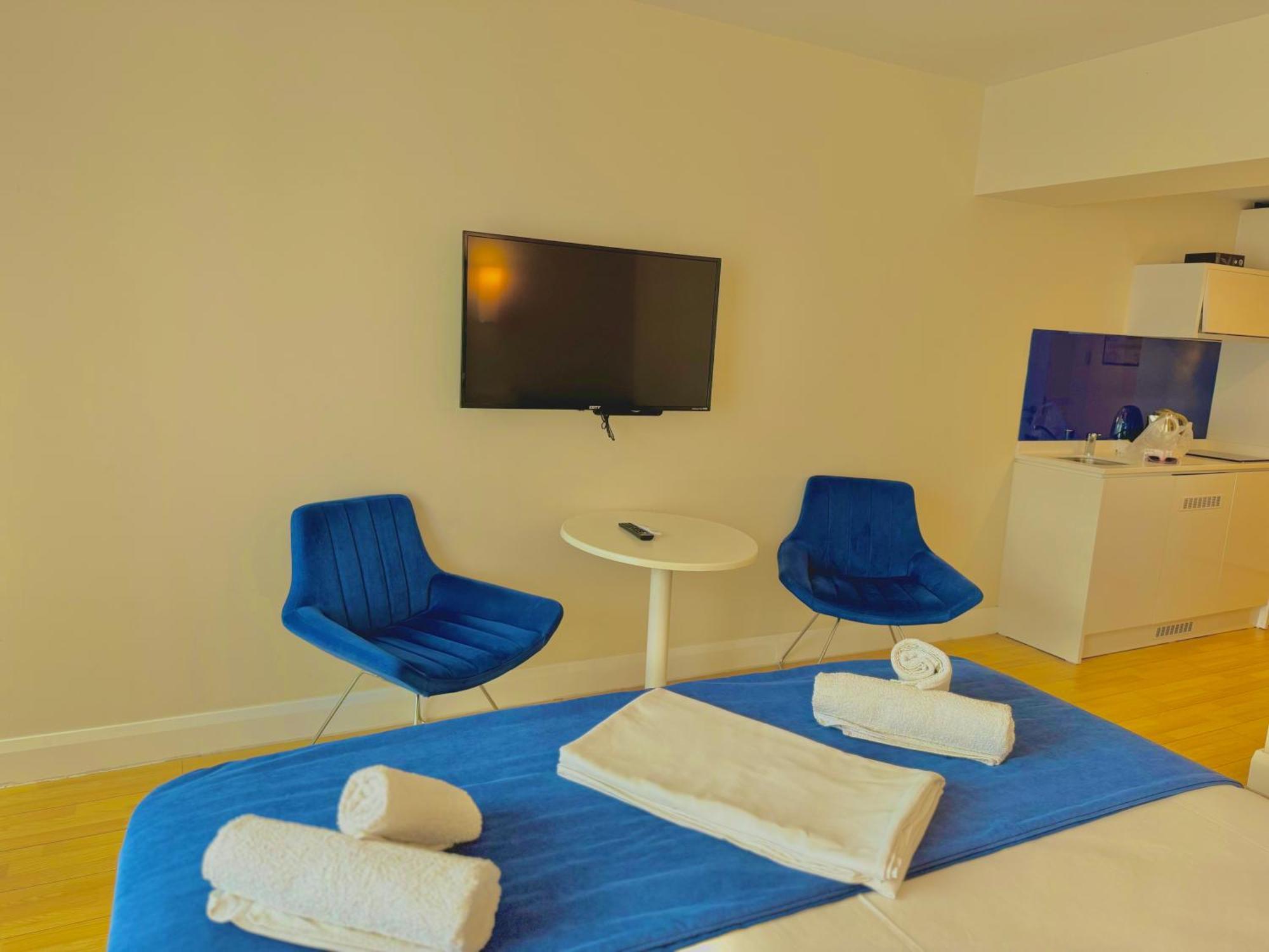 Vip Aparthotel Orbi City Sea View バトゥーミ エクステリア 写真